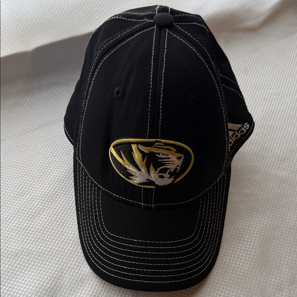 Adidas - Men's University of Missouri - Black Cap with Gold Logo - O/S